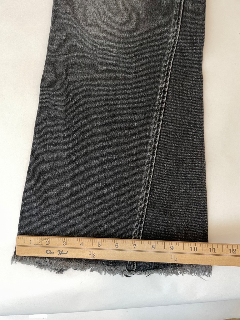 The Great. Kick Bell Jean Women’s 27 Gray Denim Flare Raw Hem Medium Wash 70's - Picture 5 of 9